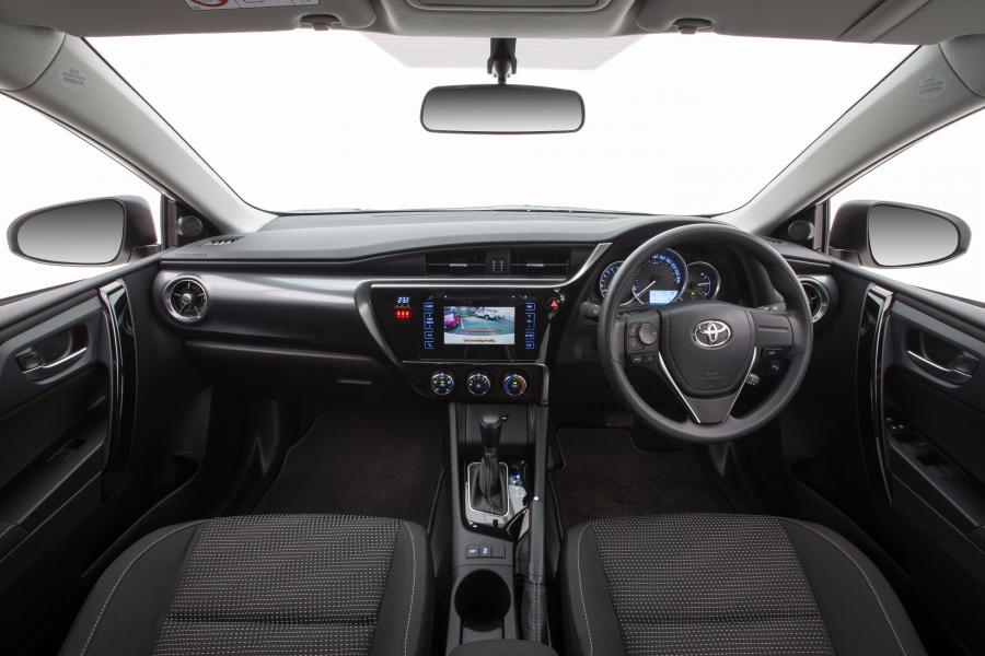  Toyota Corolla Ascent 2015 года  (фото 3 из 4)